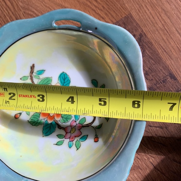 Painted Floral Dish (Japan) - Picture 8 of 9